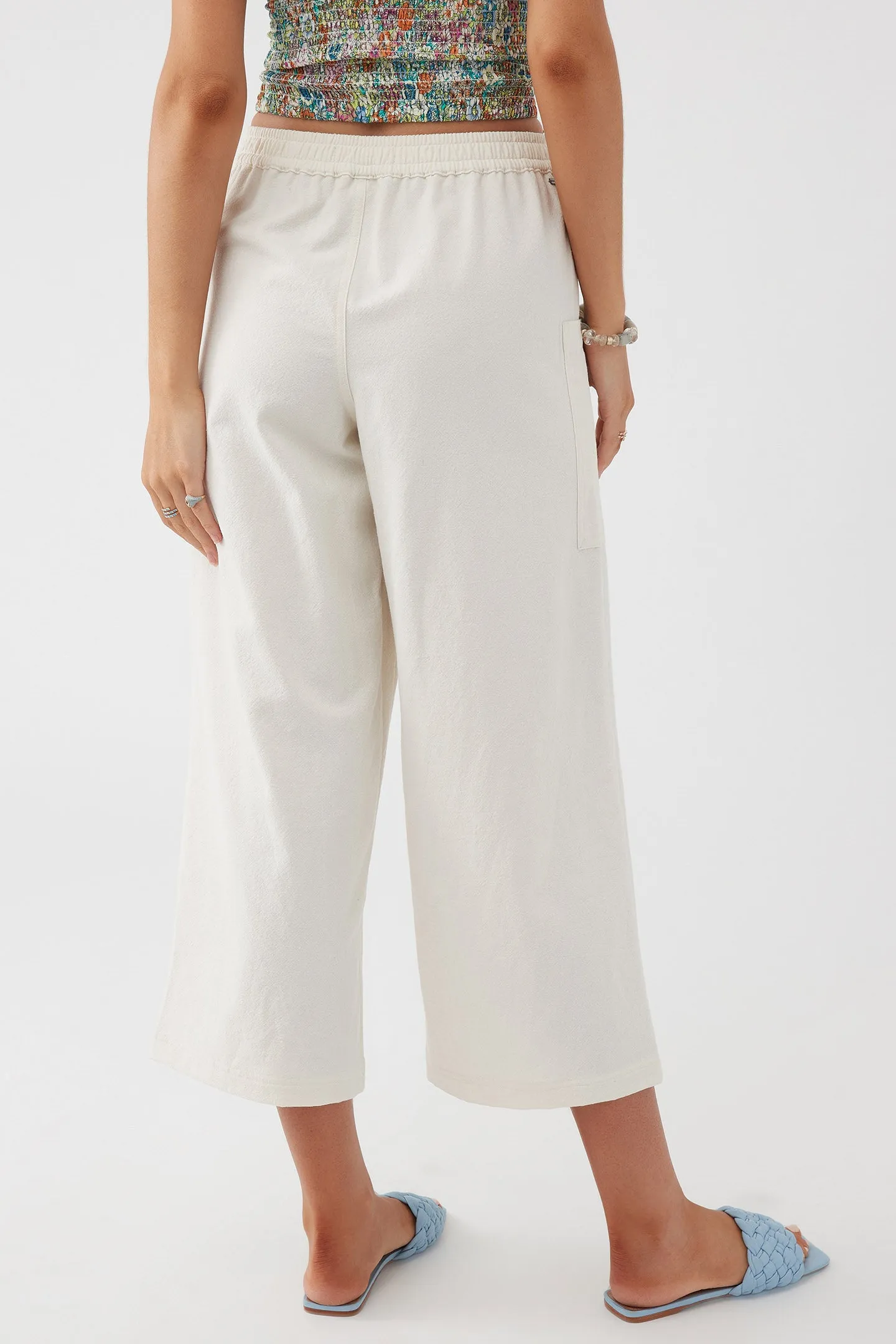 JINNIE PANT
