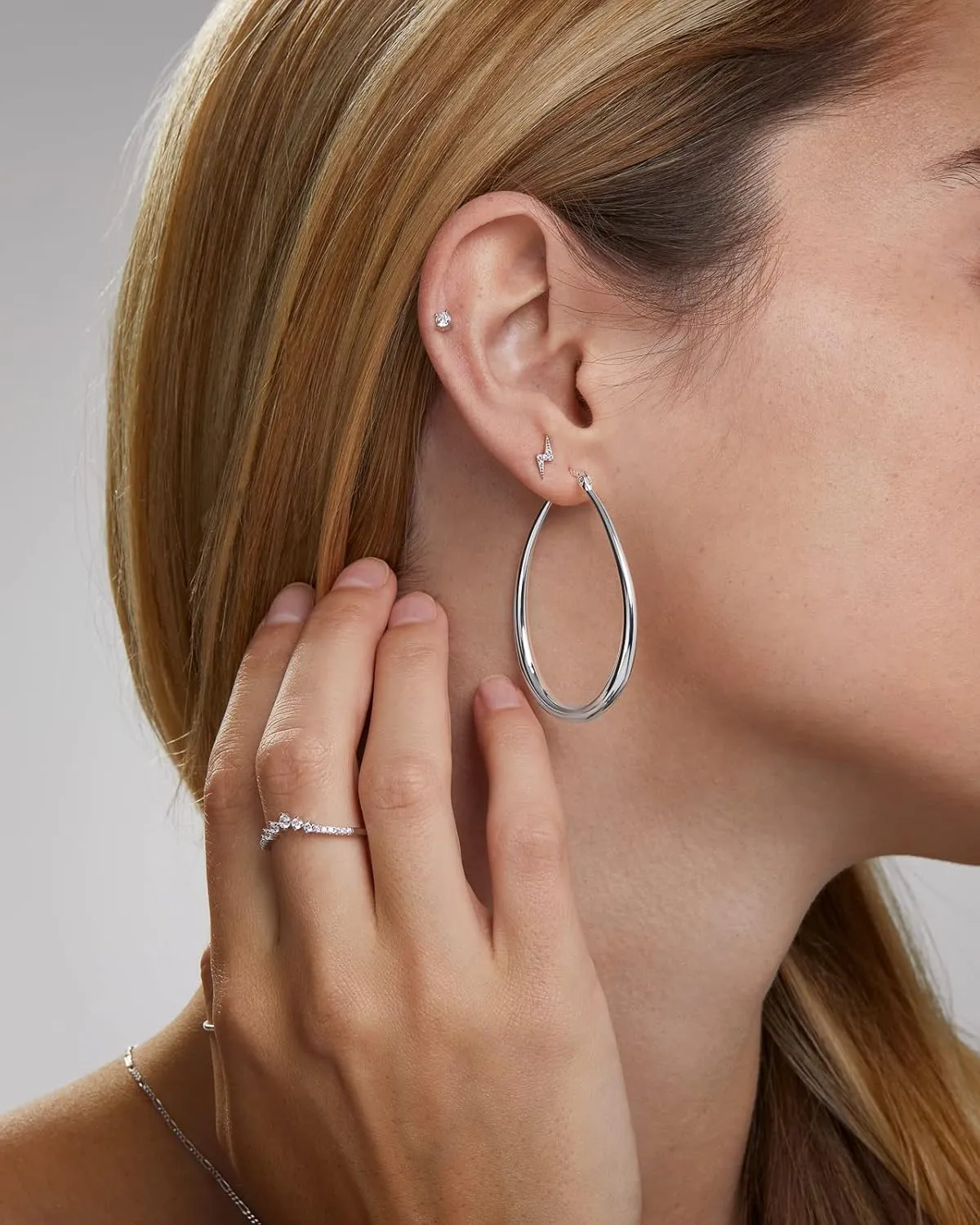 MILLA Oval Hoop Earrings - 14K Gold Plated, Rose Gold Plated and Sterling Silver Plated Hoop Earrings for Women - Hypoallergenic & Lightweight