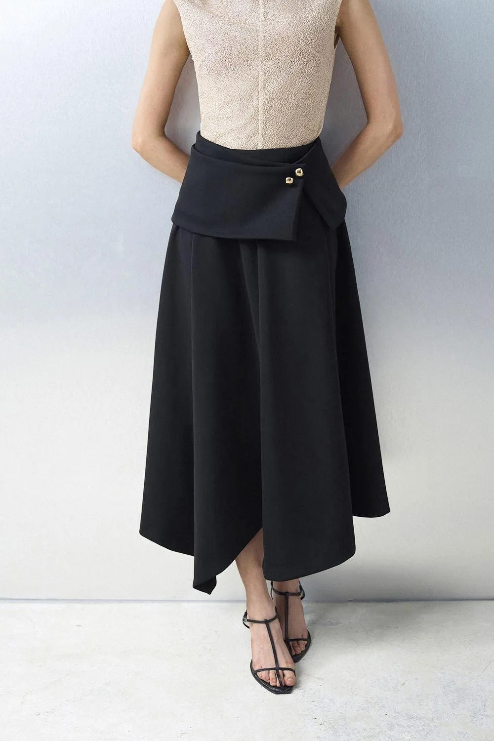 Pearl Straight Cap Sleeved Lace Top