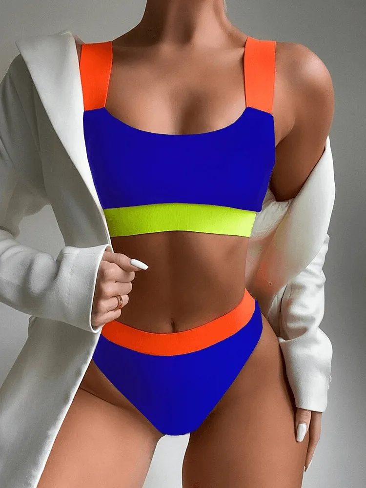 Plate Belt Bikini Set - Two-Piece Stylish Swimwear