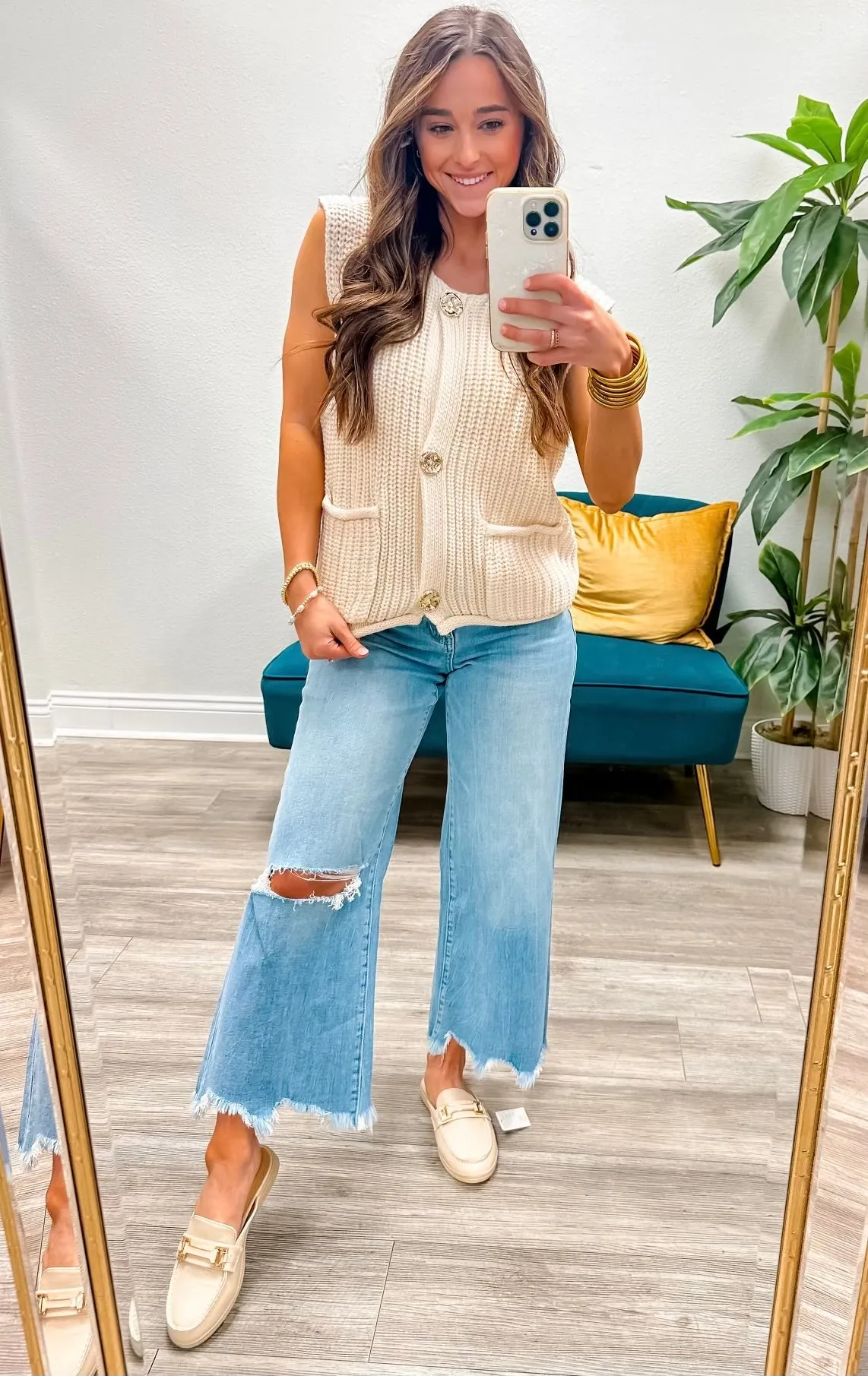 Textured Knit Buttoned Sweater Vest